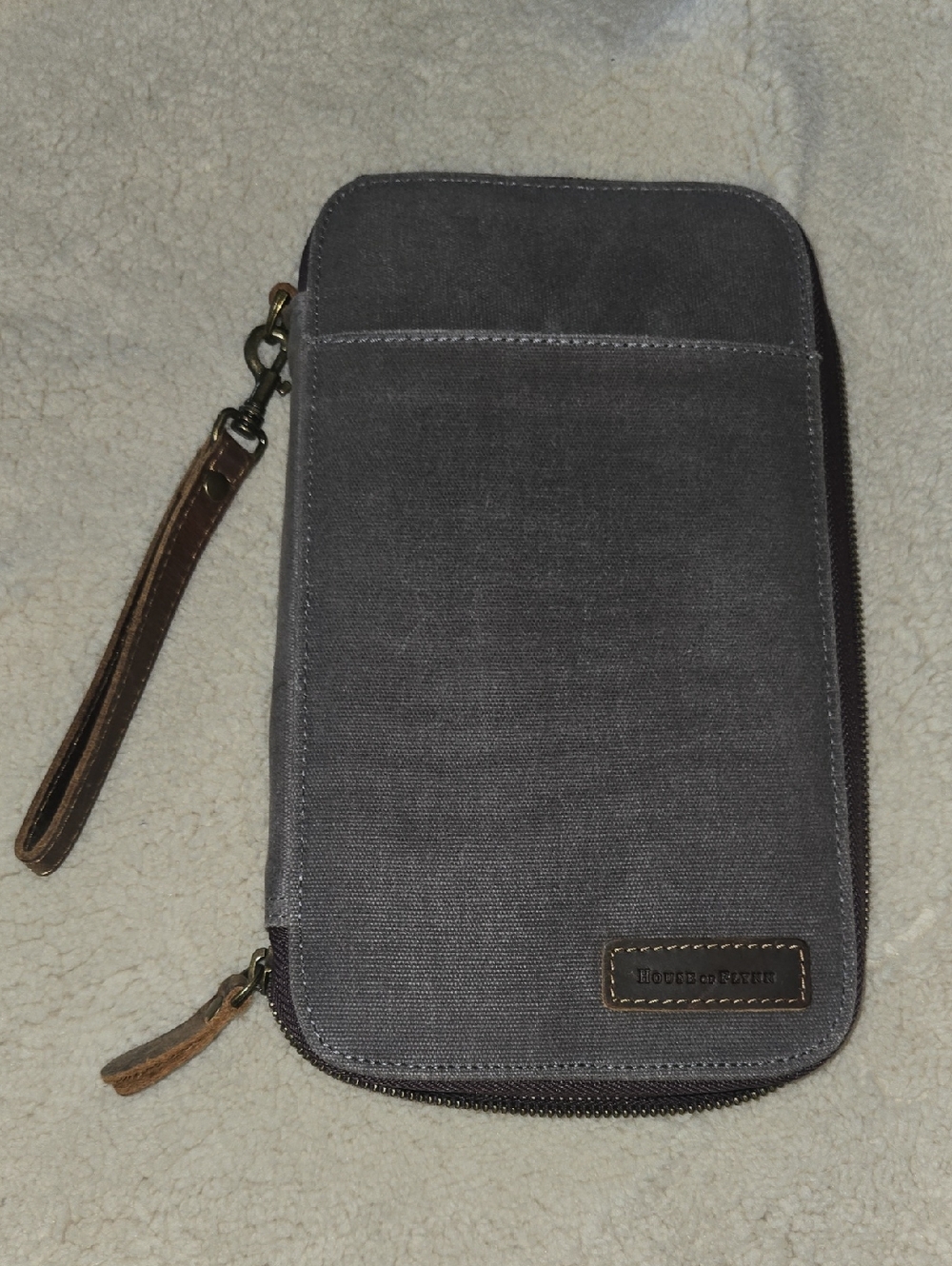 House Of Flynn -COVEN Canvas Travel Wallet Organizer - Gray